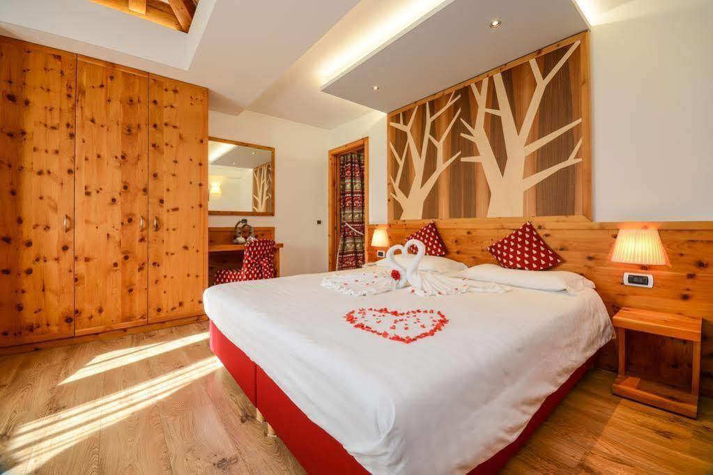 Hotel Corona Пинцоло Экстерьер фото